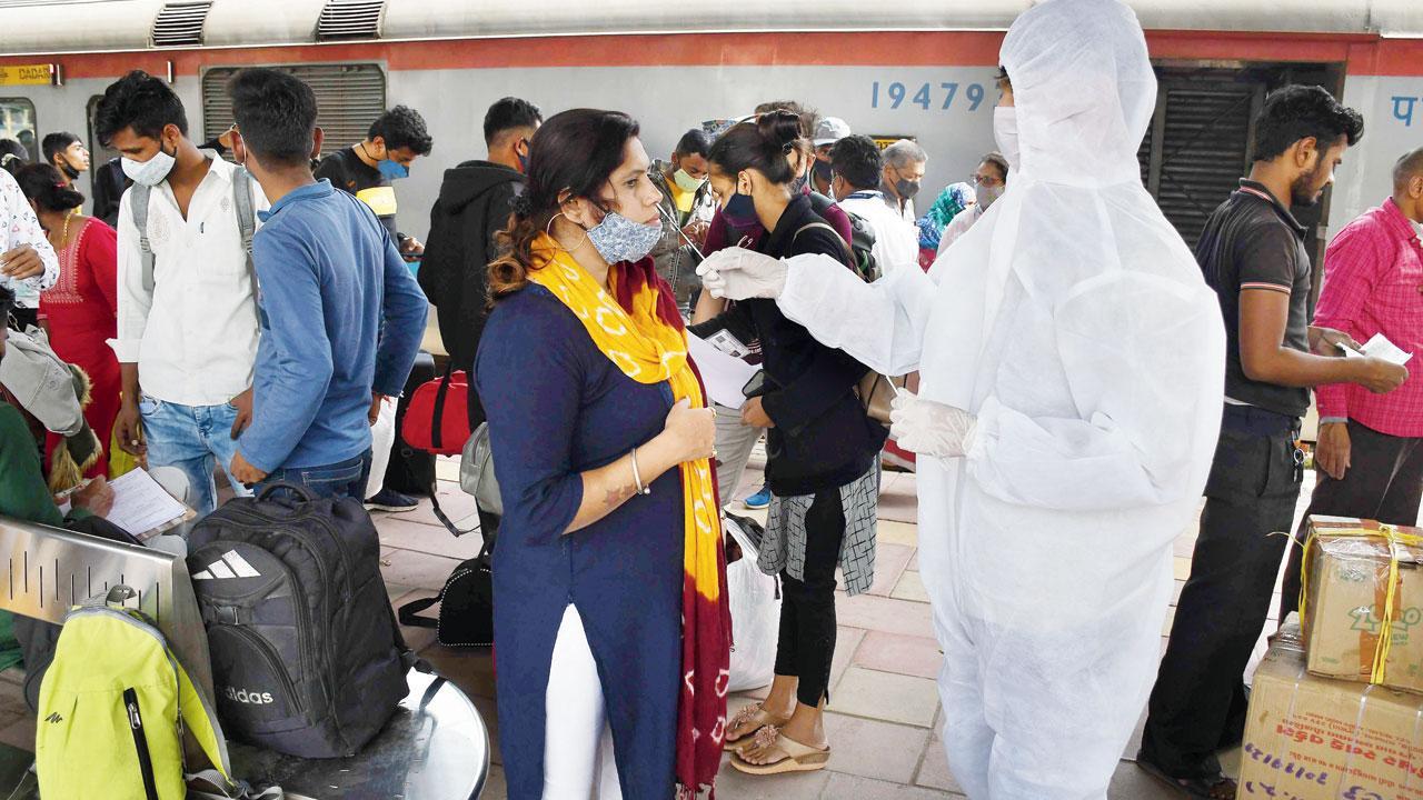 In 10 days, active cases rise by 6K in Mumbai, hospitalisations 1K