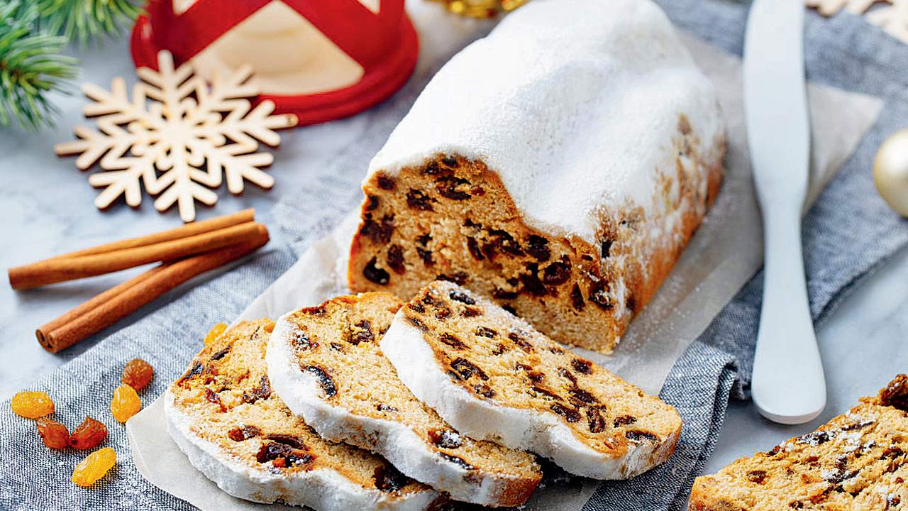 Stollen slice