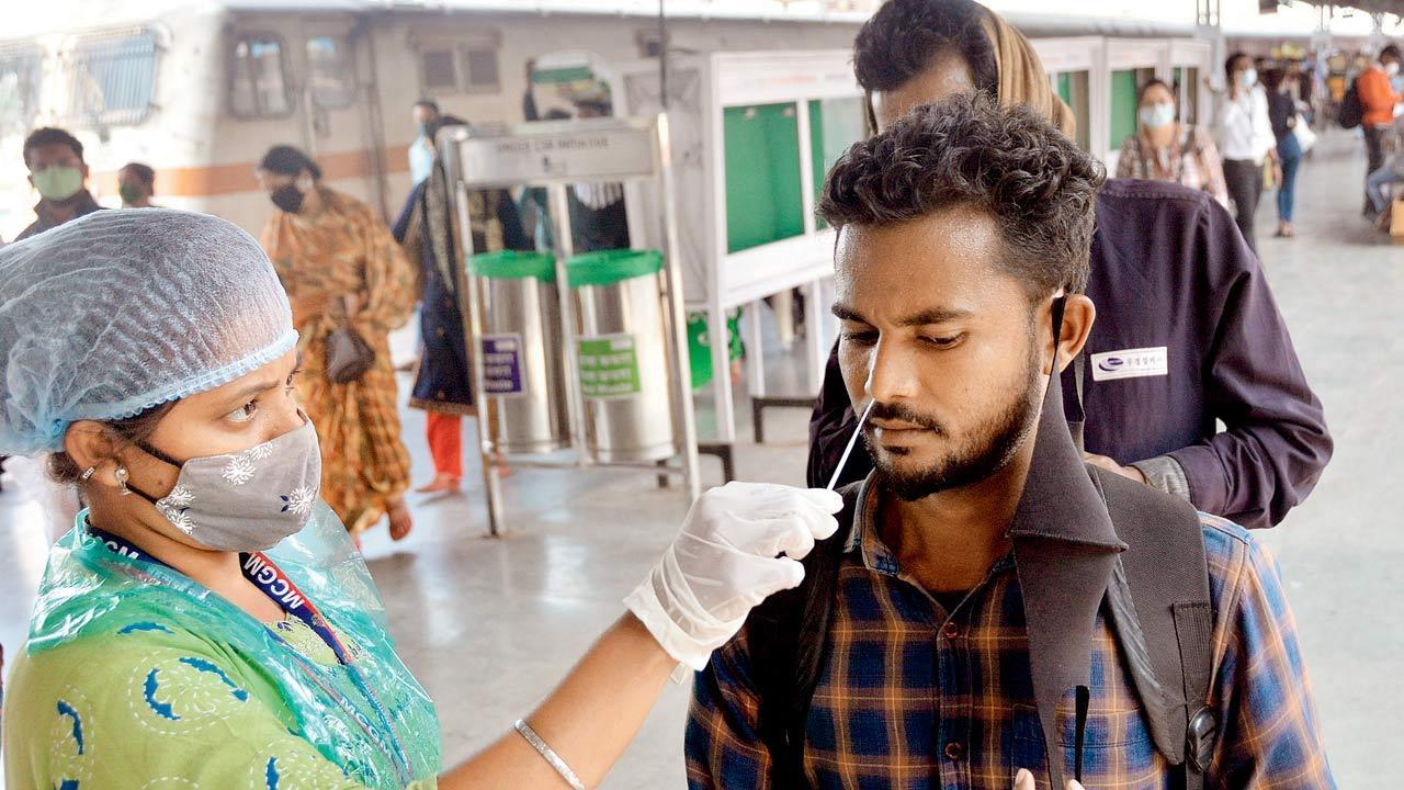 Covid-19 in Mumbai: Fresh cases go past 200; TPR dips marginally