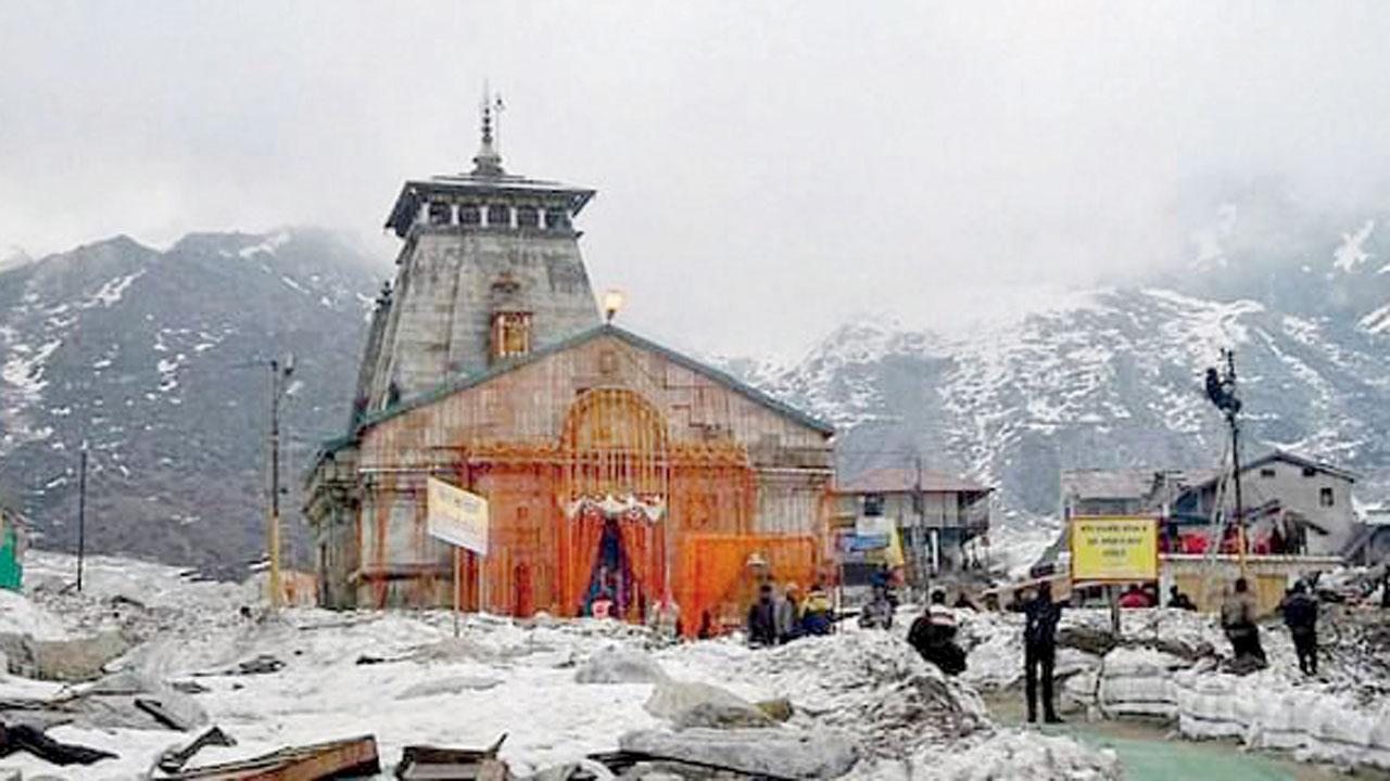 SC allows double lane for Chardham project