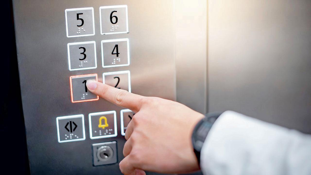 Boy killed in Malad lift mishap, technician held for negligence