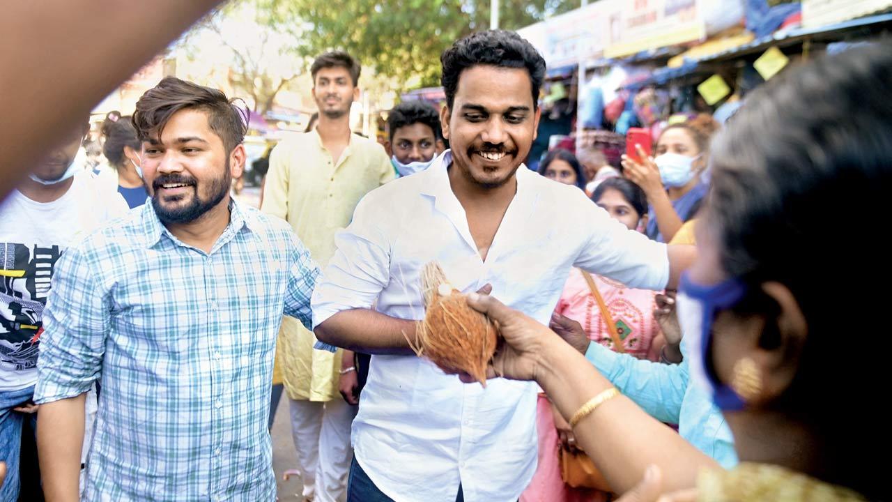 Matunga exec, friend out of jail; demand investigation to expose involvement of cops