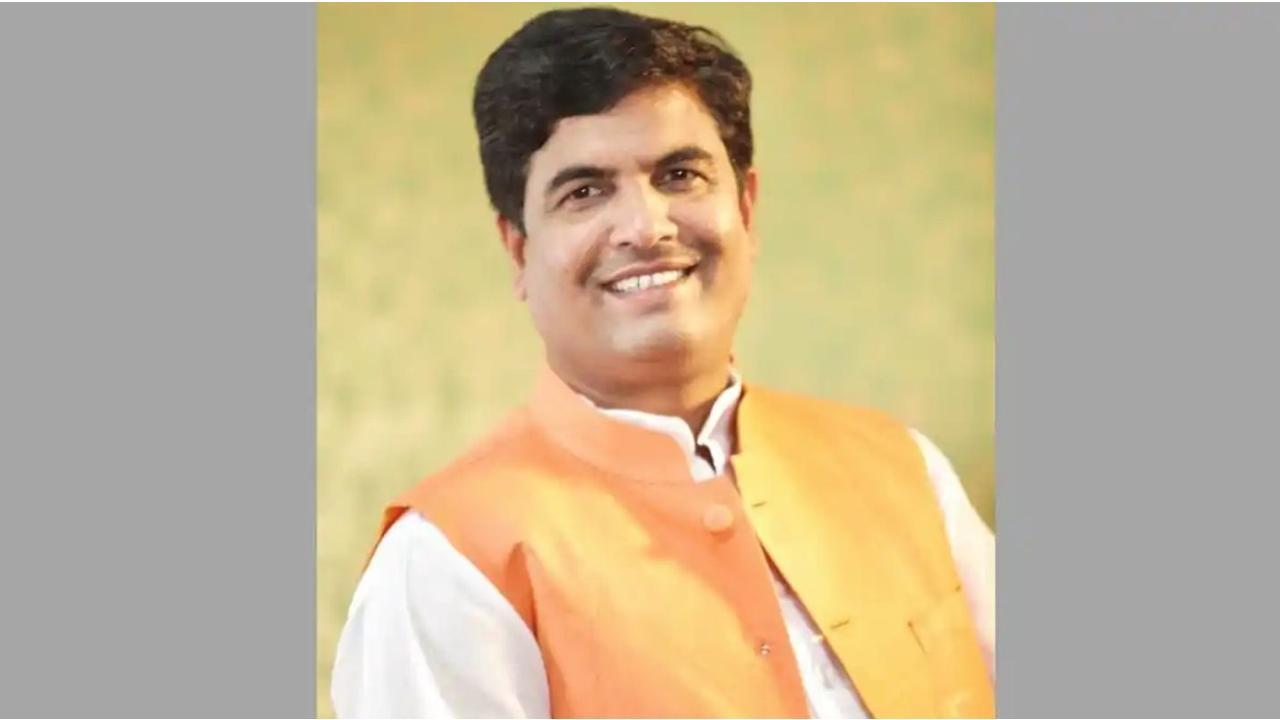 Naresh Yadav Is Working Tirelessly for youth development and woman empowerment