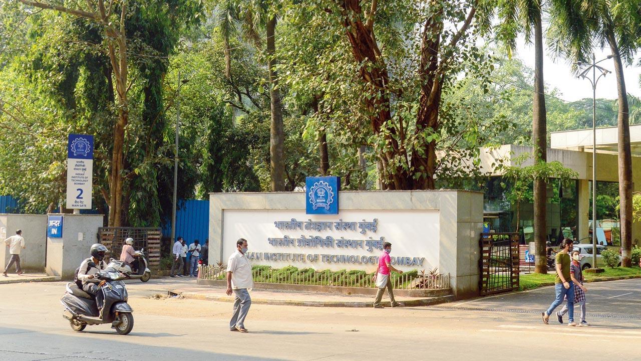 Offers rain at IIT-B, fattest CTC tops Rs 2 crore