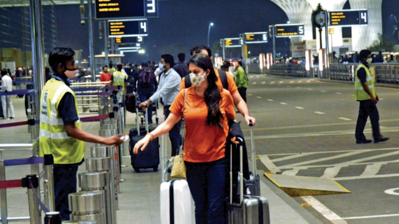 Health officials appeal people to get vaccinated as 2 more Omicron cases detected in Mumbai