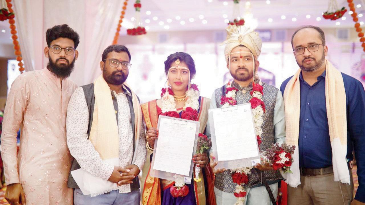 Mumbai: Couple asks for organ donation pledges as wedding presents