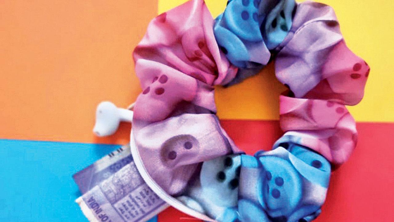 The pocket is ideal to keep earplugs and loose change