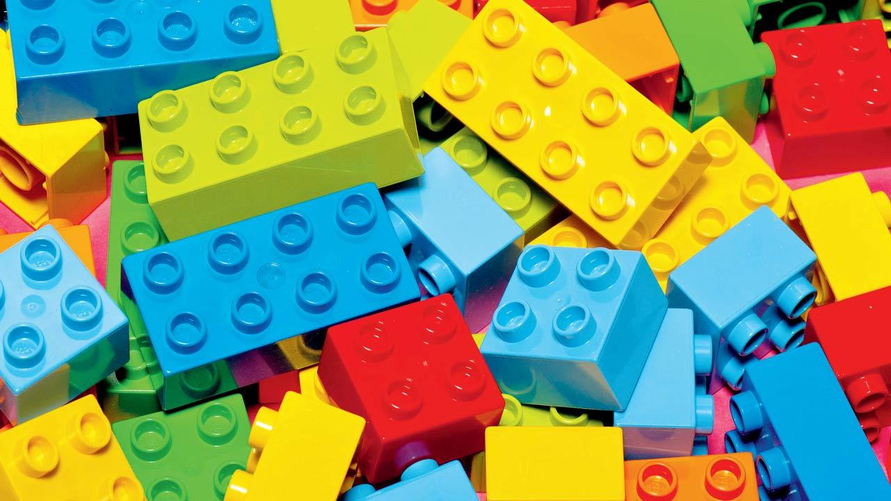 Burglars knock a hole in the wall, steal Lego