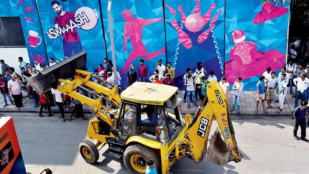 A day after the December 29, 2017 fire at a Kamala Mills bar, a demolition drive was conducted by the BMC, pulling down over 300-odd illegal structures at F&B establishments at the affected compound and elsewhere in the city. Pic/Getty Images