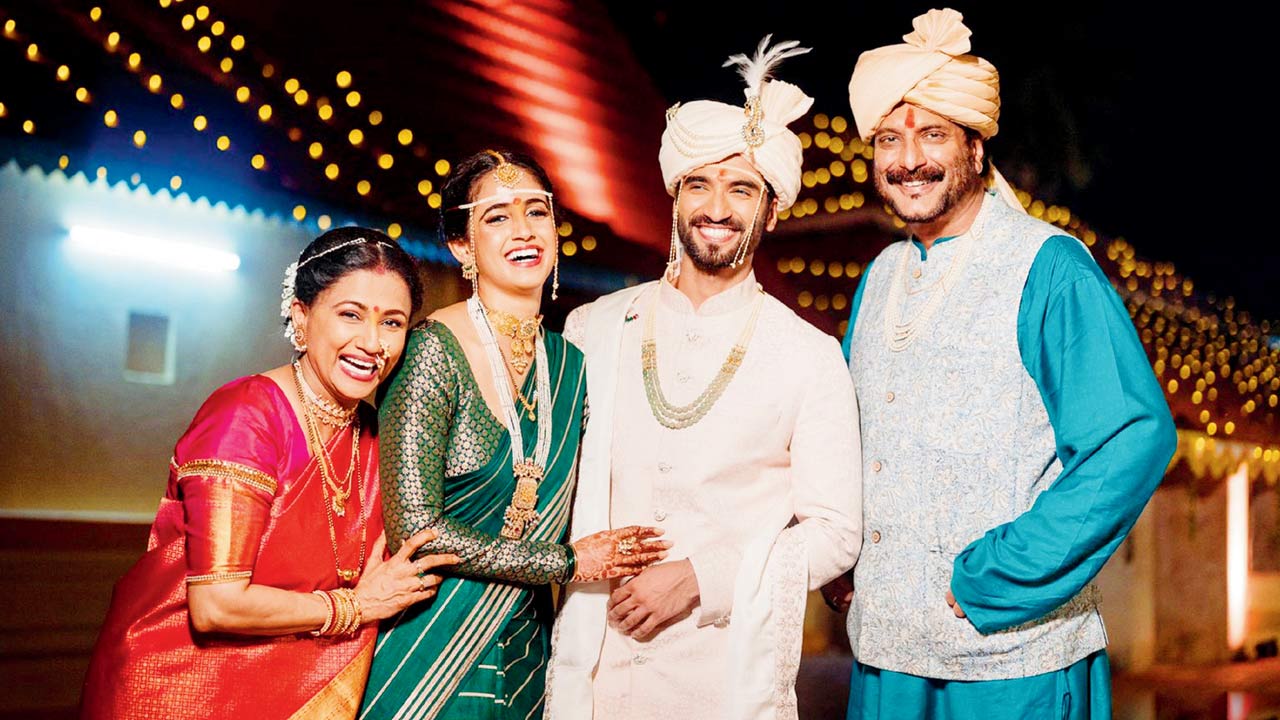 Milind Gunaji with family
