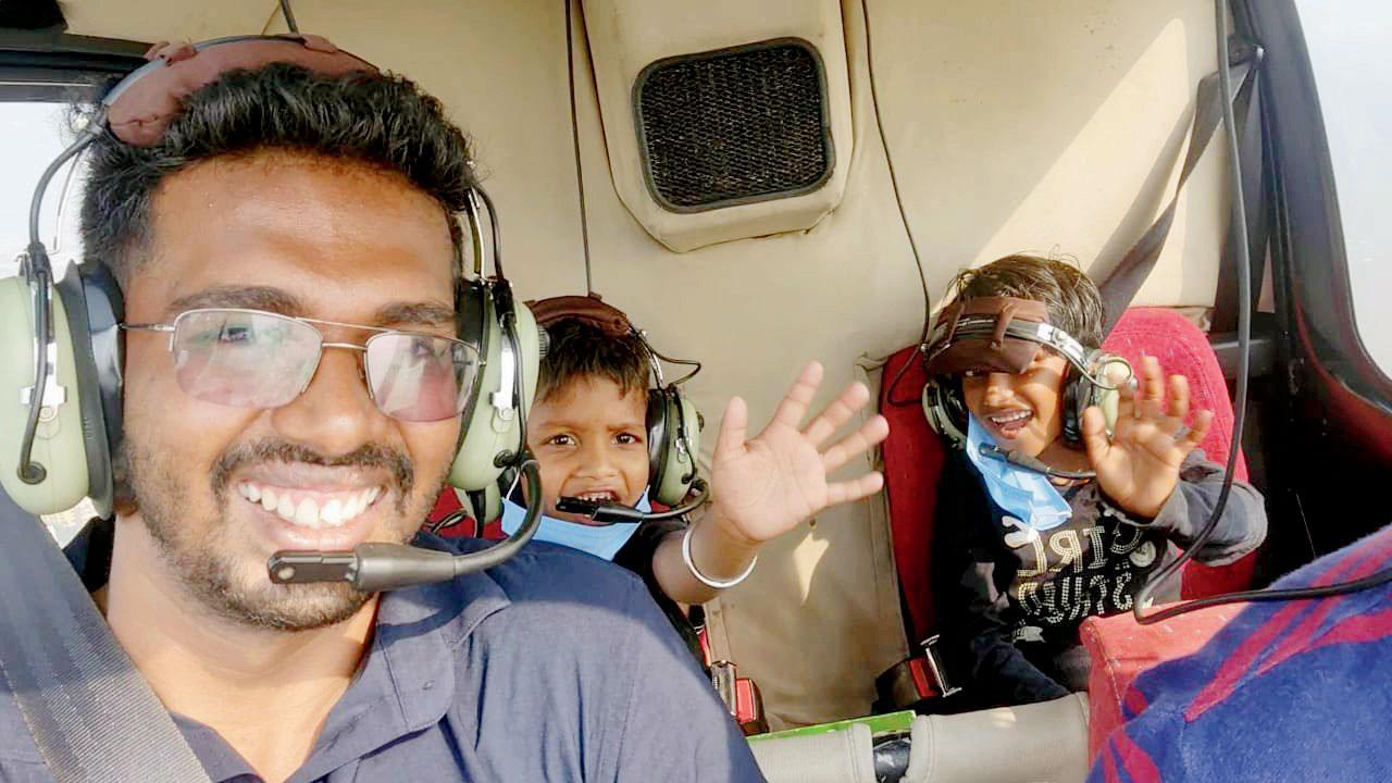 3) Yash Chandrashekhar Mane
The 23-year-old took underprivileged kids on chopper ride, lunch at five-star in Mumbai
In a heart-warming gesture, Yash Chandrashekhar Mane, a 23-year-old student, managed to fulfil the dream of a few children to fly. He took two street children on a joyride aboard a helicopter, and also treated a group of them to delicious food at Taj Lands End in Bandra. Yash runs an NGO, Yuva Prerna Pratishthan, which aims at helping marginalised people and children on the streets. Mane often speaks to beggars and poor people living on the road check if they are hungry or need water.
 
