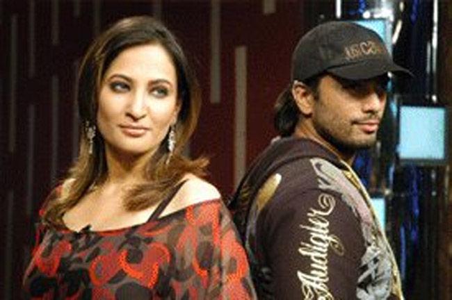 Akashdeep Saigal and Rakshanda Khan on the sets of their show.