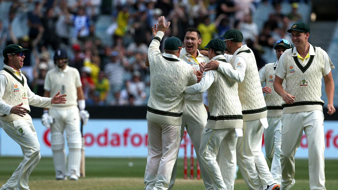 Ashes: England in big trouble in 3rd test amid Covid-19 virus scare