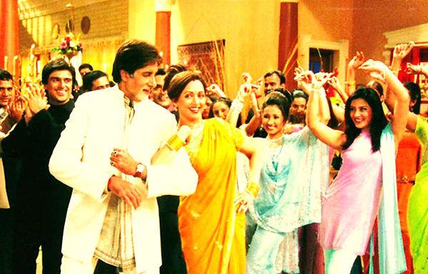 Hema Malini has shared screen space with Amitabh Bachchan a number of times. Satte Pe Satta, Sholay, Gehri Chaal, Kasauti, Nastik, Baabul, Baghban, Desh Premee, Veer Zara and many more. In picture: A still from the super-hit film Baghban.