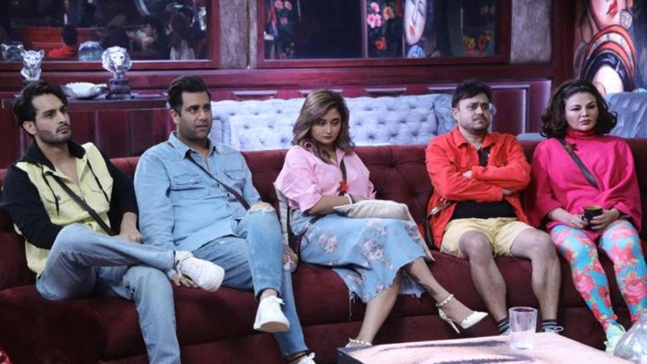 Bigg Boss 15: Family members to enter the house as Ticket To Finale nears?