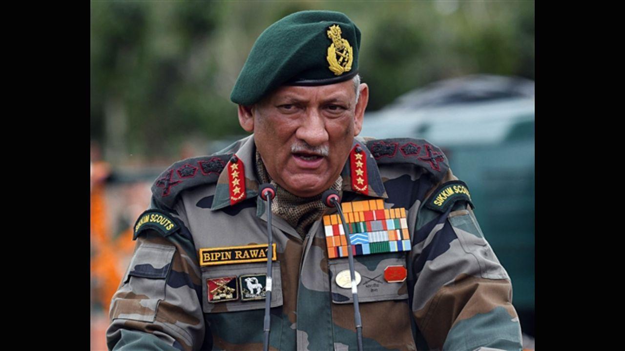General Bipin Rawat, Chief of Defence Staff, 63
On December 8, Chief of Defence Staff General Bipin Rawat along with his wife Madhulika and 12 other defence personnel lost their lives in a tragic chopper crash in Tamil Nadu. Brigadier L S Lidder, Lt. Col. Harjinder Singh, Wing Commander Prithvi Singh Chauhan, Squadron Leader Kuldeep, JWO Pradeep, JWO Das, Naik Gursewak Singh, Naik Jitendra Kumar, Lance Naik Vivek Kumar, Lance Naik B Sai Teja, and Havildar Satpal were among those who lost their lives. The lone survivor, Group Captain Varun Singh, breathed his last on December 15 at Command Hospital, Bengaluru.
In his long and decorative career, General Rawat was appointed as the first CDS in 2019. He was instrumental in reducing militancy in the northeast and also led the cross-border operation into Myanmar to take on NSCN-K militants in 2015. The 63-year-old was also part of the planning process for the 2016 surgical strikes across the LoC. 