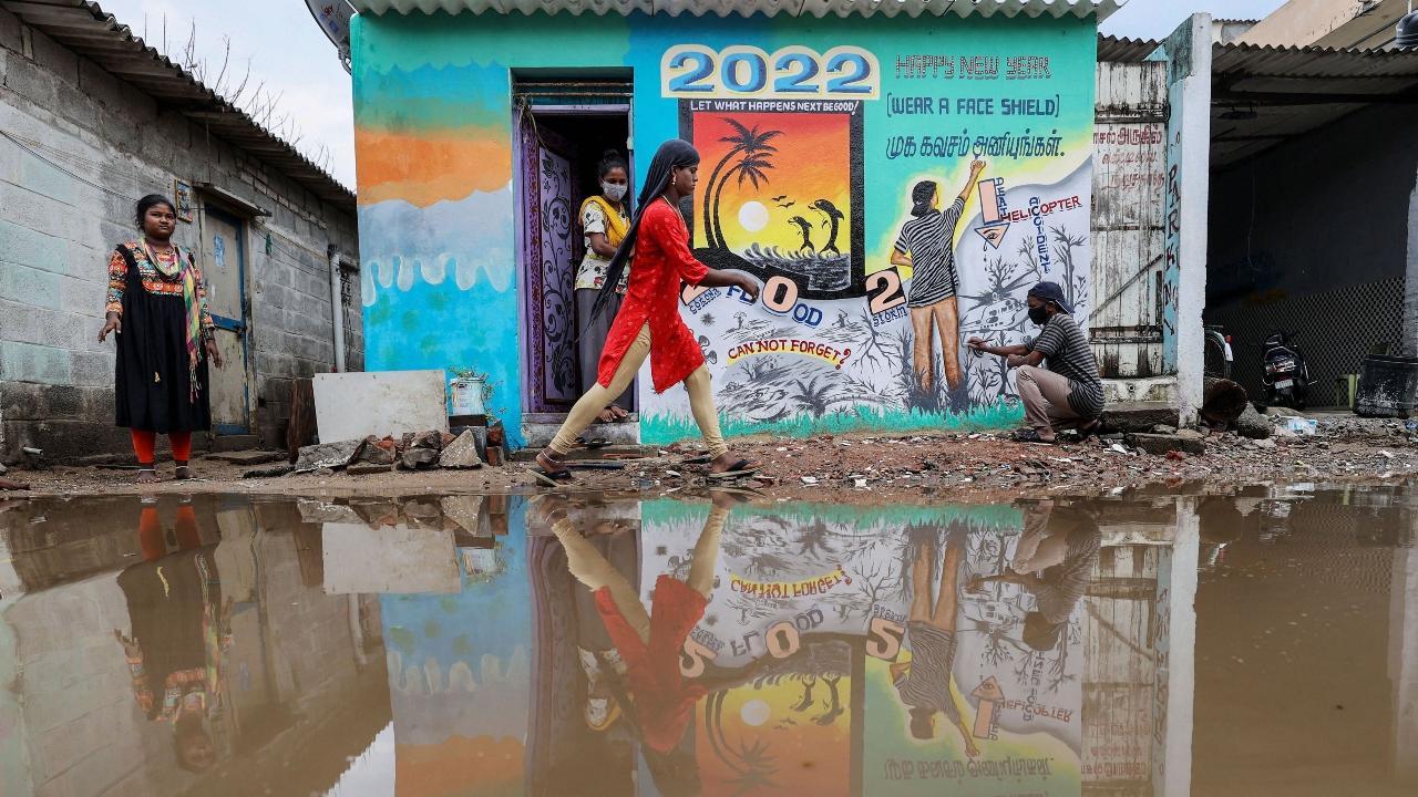 Heavy rains lash Chennai, three dead