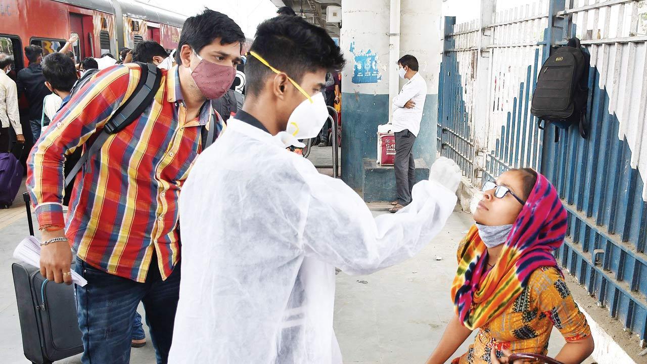 Covid-19: TPR, new cases see a rise in both Mumbai and Maharashtra