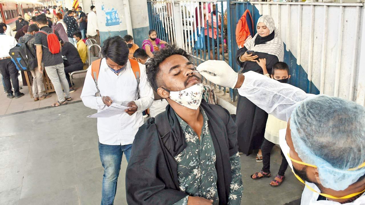 Mumbai registers marginal drop in daily Covid-19 cases