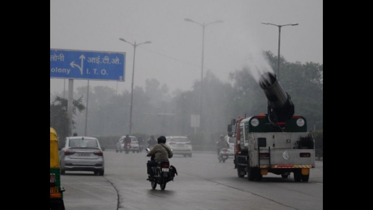 Indoor air was much safer than outdoor in Delhi during Nov-Dec: Study
