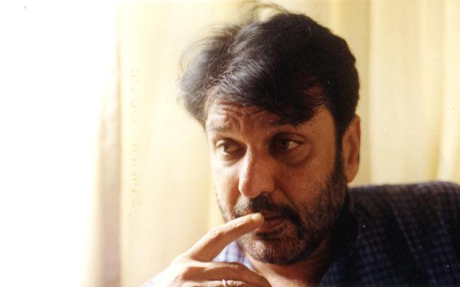 Dilip Dhawan: He became a household name playing the character of Guru in the memorable TV show Nukkad and also did notable roles in shows like Janam, Deewar and Tere Mere Sapne. His career was progressing at a steady pace when he passed away, aged 45, following a massive heart attack at his Bandra residence in 2000.
