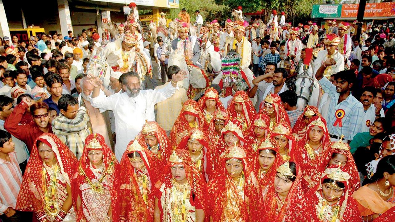 In this file picture taken in April 2006, young women under the age of 18 were married in a mass wedding ceremony on the occasion of Akshya Tritya, in the village of Funda, 30 km from Bhopal. Pic/Getty Images