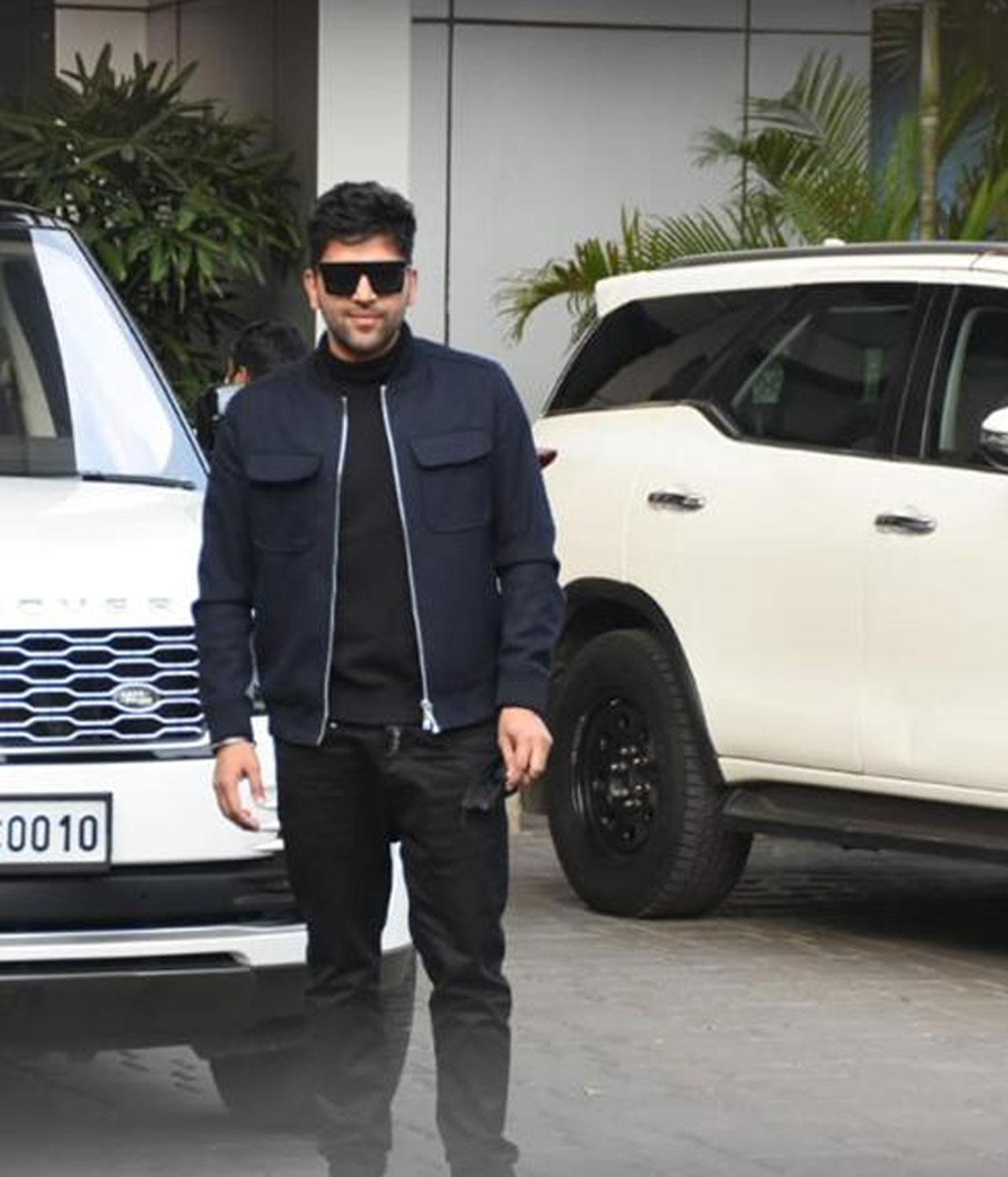 Also spotted at the airport was composer Guru Randhawa. He also aced his airport look.