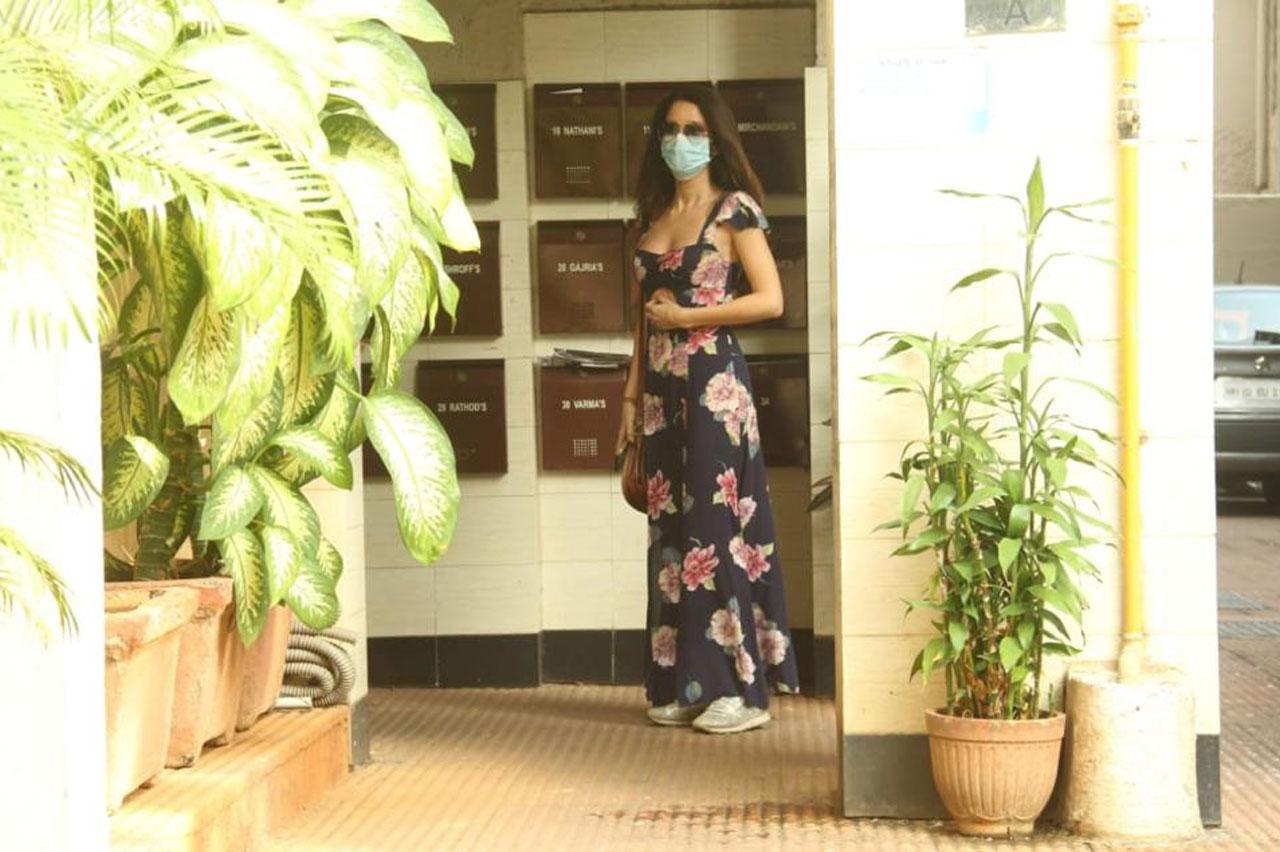 Also spotted was her sister Isabelle Kaif. She was spotted twice through the day. The first time, she was clicked wearing an athleisure outfit and the next time a gorgeous floral dress. She too has stepped into the world of Bollywood as she made her debut with the film Time To Dance.