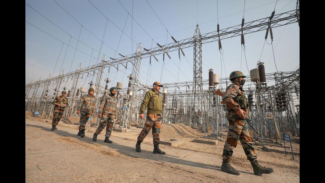 No situation of blackout in Jammu and Kashmir, says Union Power Minister