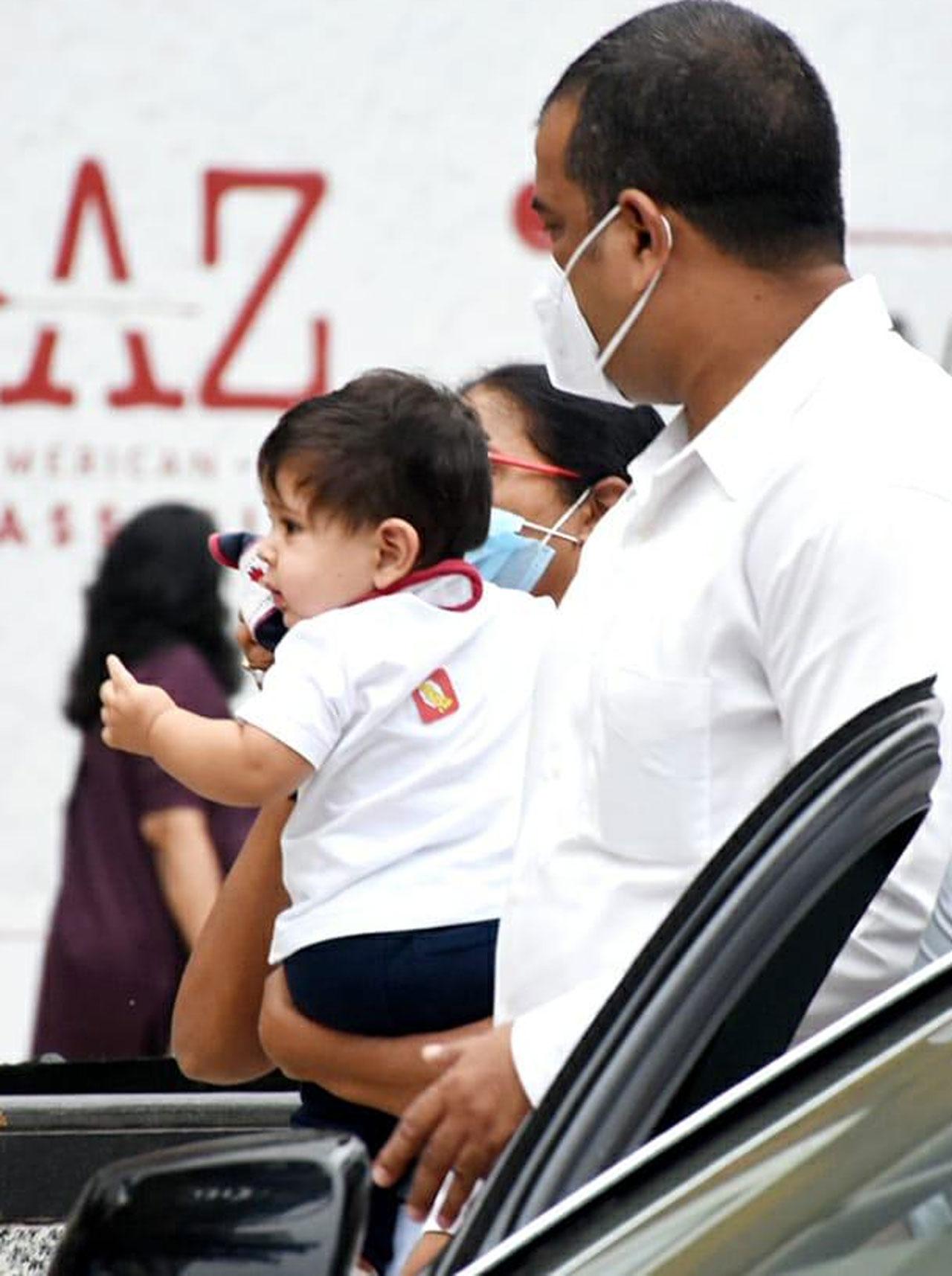 Arriving in all cuteness was the latest star kid and social media sensation on the block, Jehangir Ali Khan. The toddler was seen in a white shirt and those adorable cheeks have truly made our day.