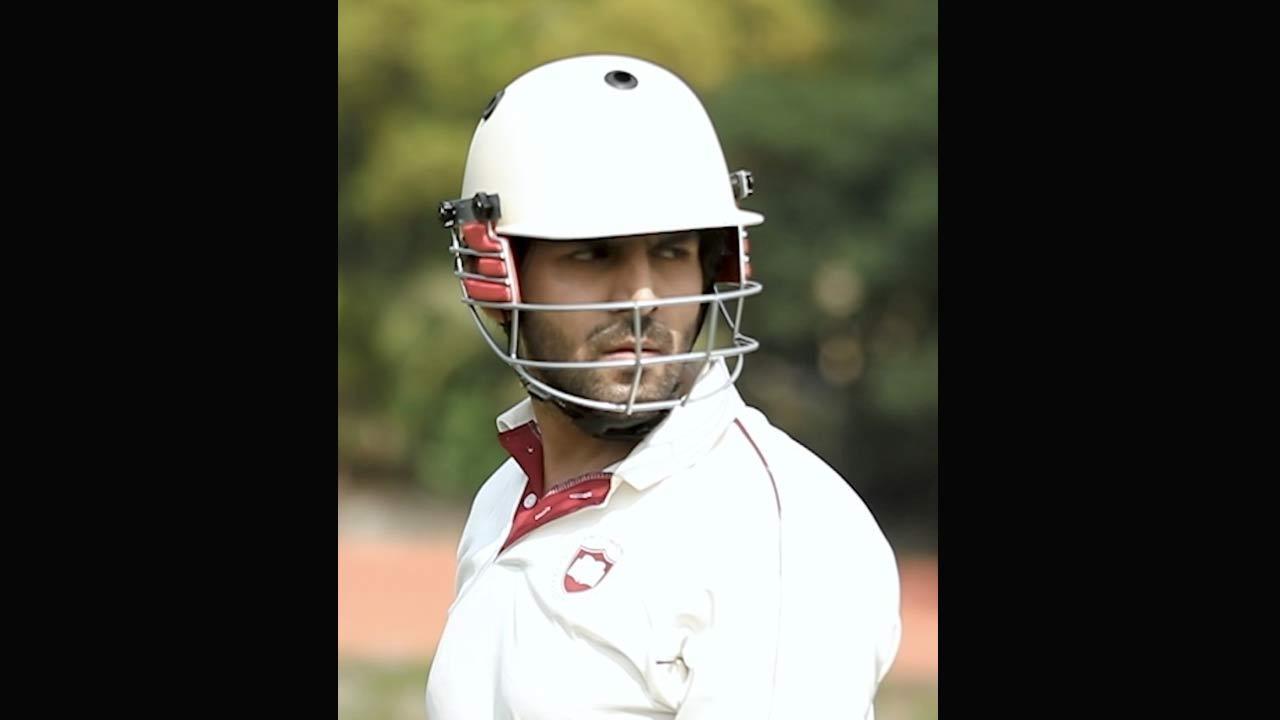 Kartik Aaryan dons a white jersey for his next? Actor pads up and swings the bat