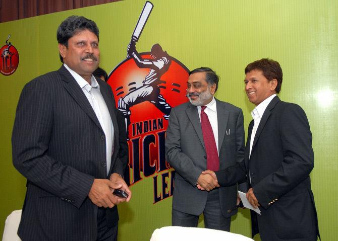 In picture: Kapil Dev, Kiran More and Ravi Parthasarathy (centre) announcing the Executive Board of the Indian Cricket League at Hilton Tower.