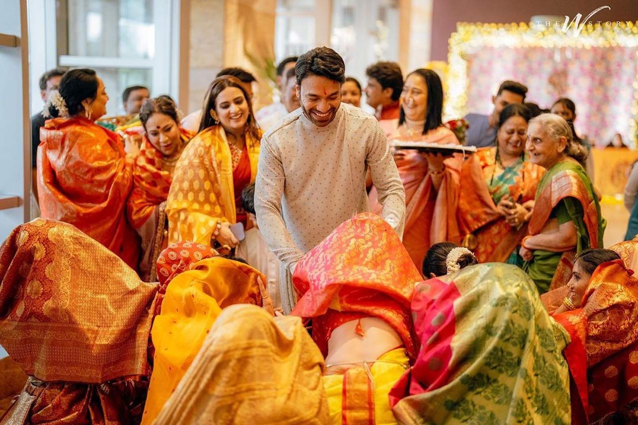 TV actress Ankita Lokhande tied the knot to Vicky Jain on December 9. The wedding festivities were no less than a celebration, and the actress and the entire family looked extremely happy about the event.
