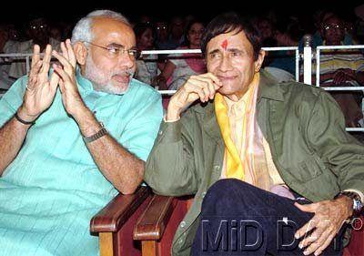 Narendra Modi with veteran actor, late Dev Anand. On Dev Anand's demise, Modi had tweeted, 'During the 1975 Emergency imposed by Indira Gandhi, Dev Sahab was the one who stood up in favour of democracy with the most conviction.'
