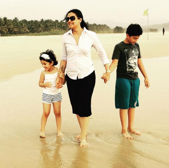 Did you know Mahesh Babu and Namrata Shirodkar decided to offer a special welcome to their second child (Sitara) by banking the baby's stem cells? Namrata and Mahesh also spread awareness for cord blood banking. In picture: Namrata Shirodkar enjoying some beach time with her kids.