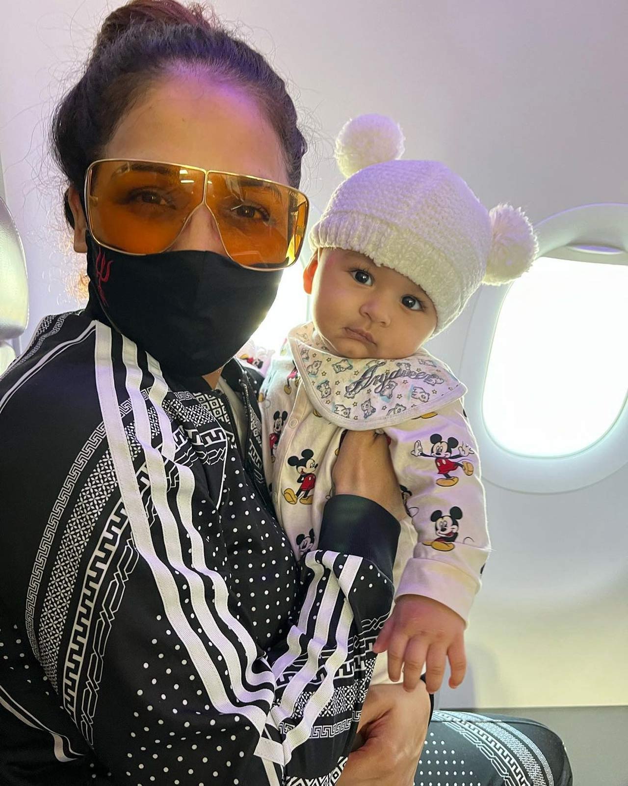 Neeti Mohan keeps sharing adorable baby pictures on social media, giving her followers a glimpse of the beautiful memories created with their newborn. Even if she is travelling for work, Neeti takes along her tiny tot wherever she goes. This picture too was taken on a flight where the singer was headed to perform at an event in Bengaluru.