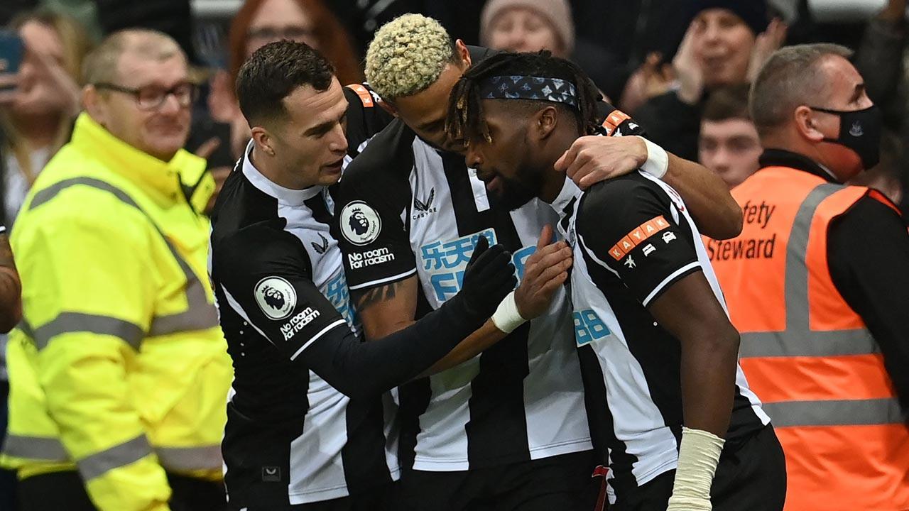 EPL: Everton-Newcastle encounter called off 