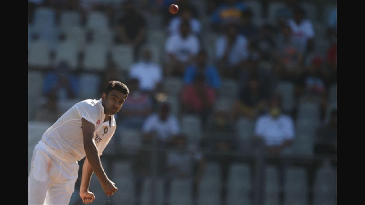 IND vs NZ 2nd Test: Ravichandran Ashwin picks up three wickets; New Zealand 140/5 at stumps in chase of 540