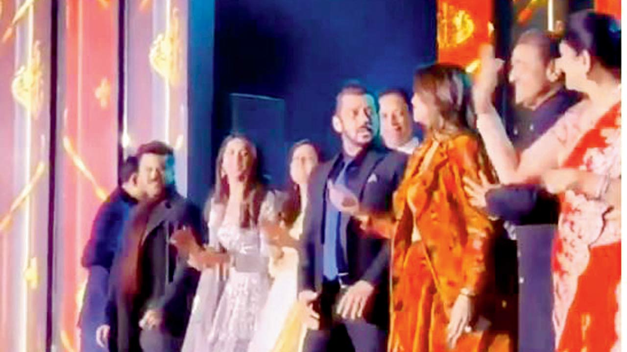  Salman Khan, Anil Kapoor and Shilpa Shetty Kundra 