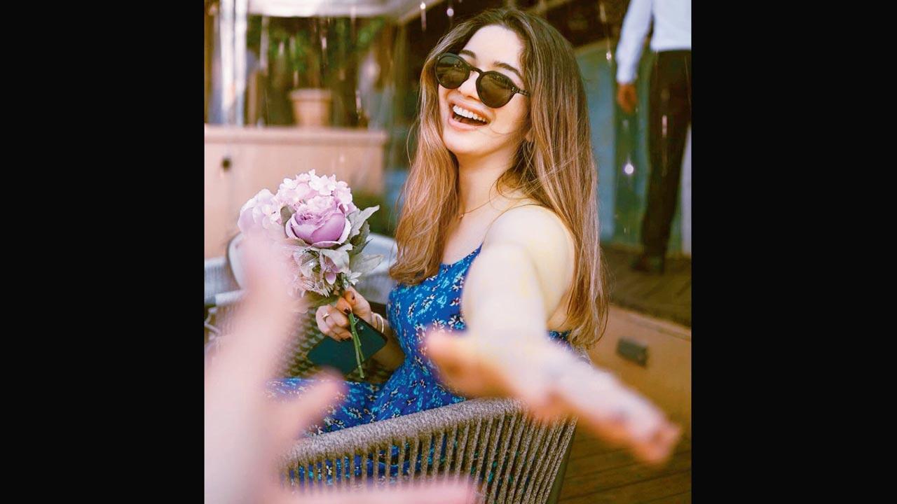 Sara Tendulkar is busy enjoying her 'holiday time' in Goa. See photo