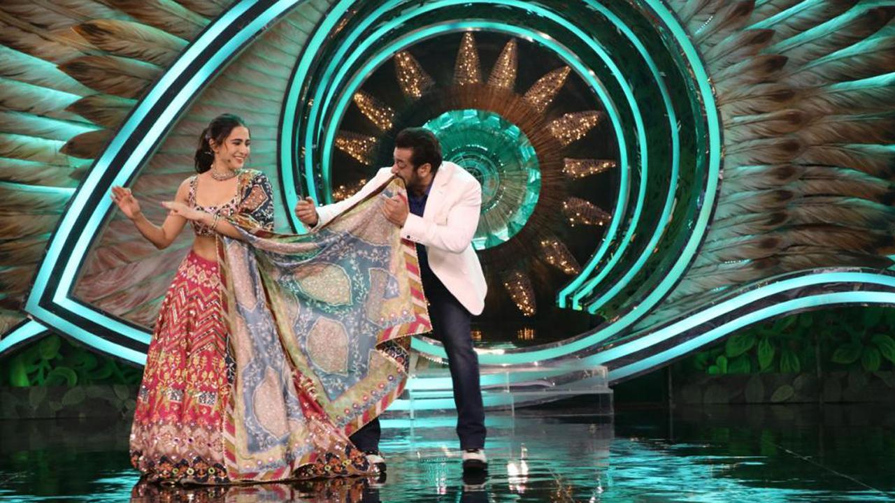 Bigg Boss 15: Rakhi Sawant and Tejasswi Prakash perform Lavani for Sara Ali Khan