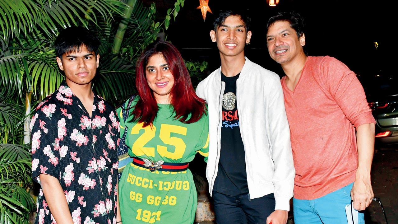 Shaan with family