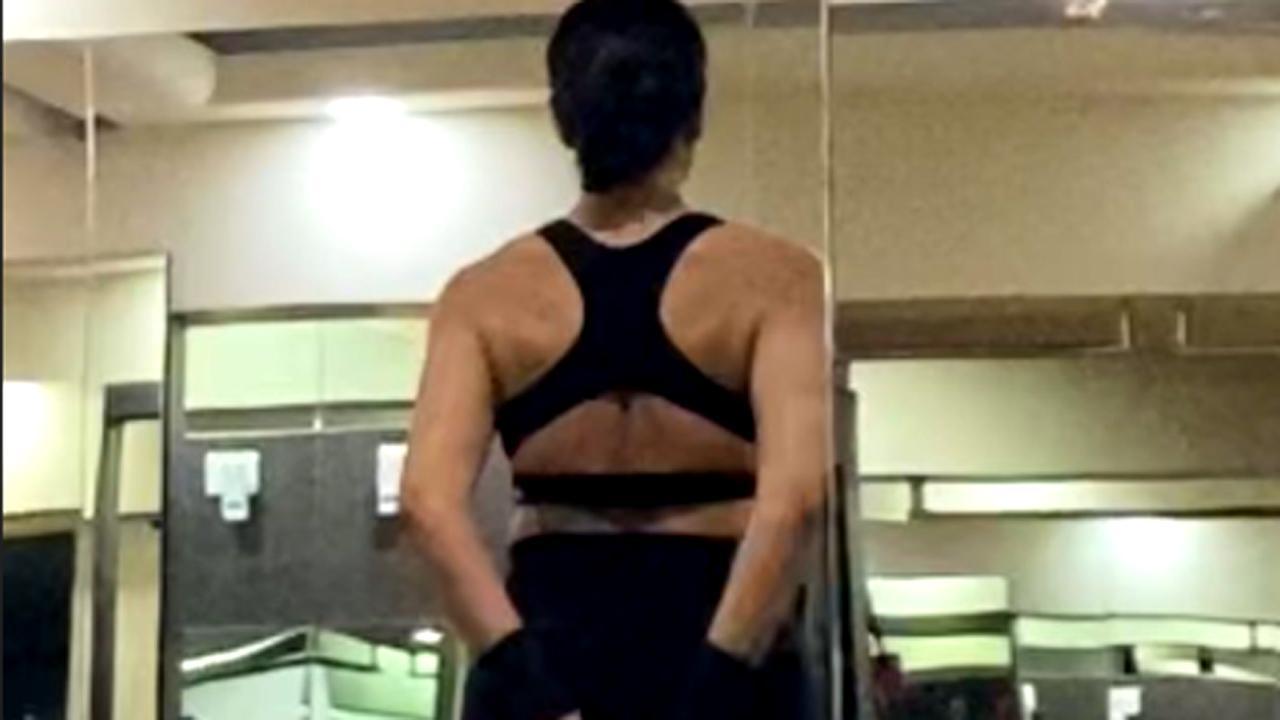 Sushmita Sen shares post-surgery workout photo; fans praise her