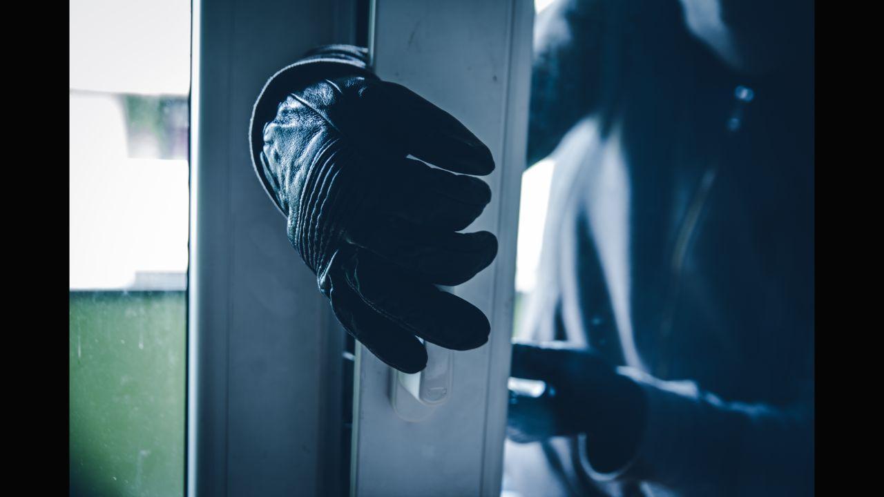 Maharashtra: Three held for stealing valuables worth over Rs 15 lakh from house in Vasai