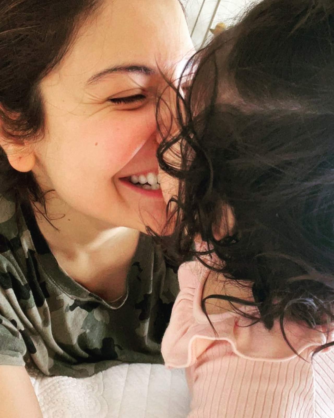 Anushka Sharma and Virat Kohli welcomed their baby girl earlier this year. The duo announced the news to their fans on social media and asked everyone to give them and their new addition in the family some privacy. In fact, Anushka has also applauded paparazzi for not clicking their pictures with the baby girl. Sharing this post on social media, Anushka wrote, 