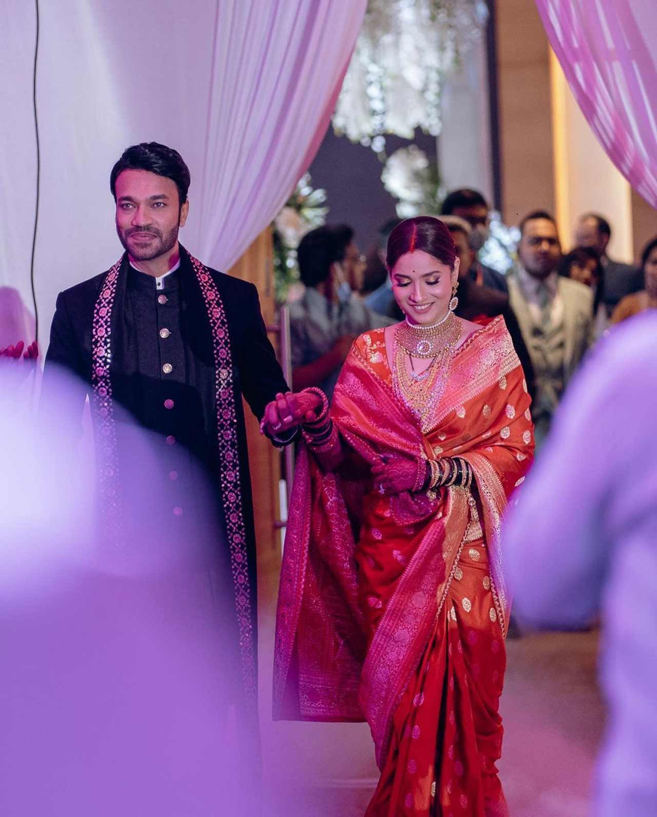 Vicky Jain showed off his dapper side in a black sherwani, and the groom looked extremely well-dressed. The duo tied the knot on December 14, and the pictures took over the internet within no time! Their 'pheras' and 'varmala' video also went viral on social media.