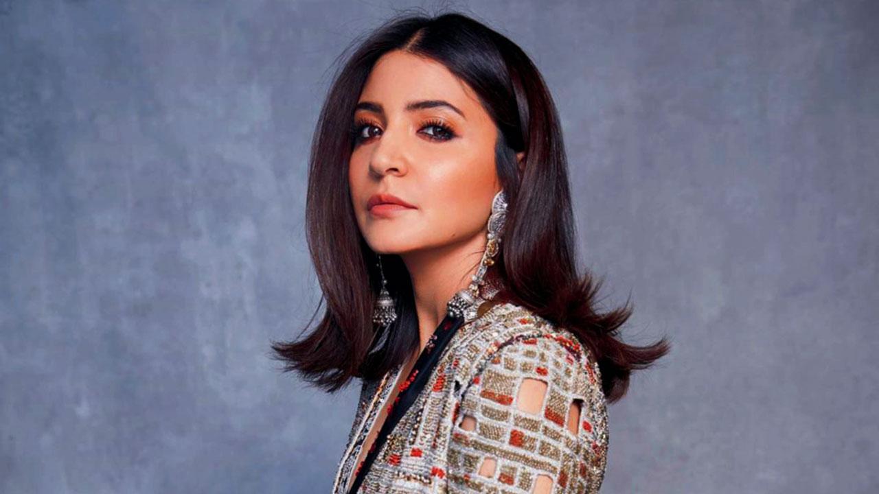 Anushka Sharma takes a firm stand in the practice of waste segregation