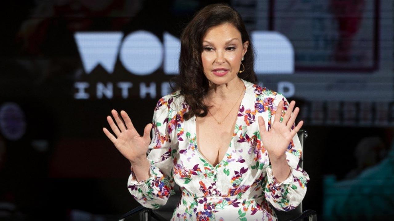 Ashley Judd hospitalised after suffering massive catastrophic leg injury