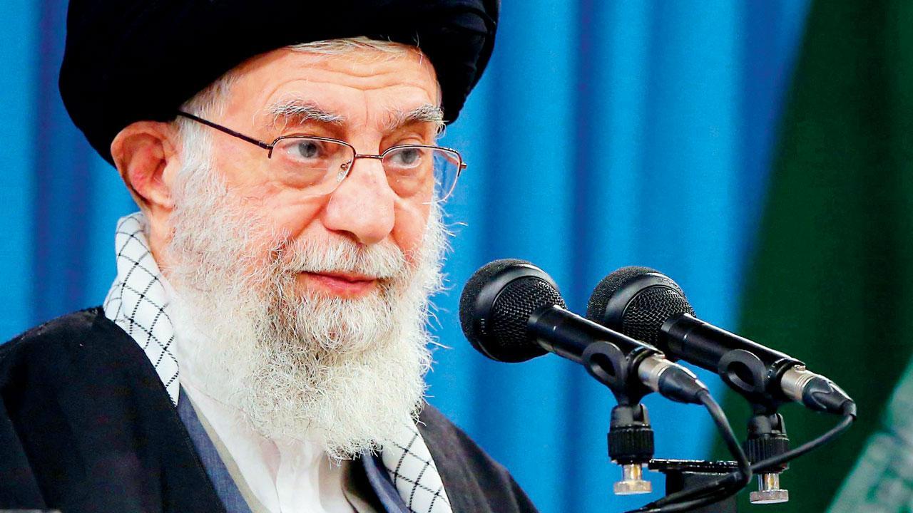 Iran: US must lift sanctions before it lives up to nuke deal