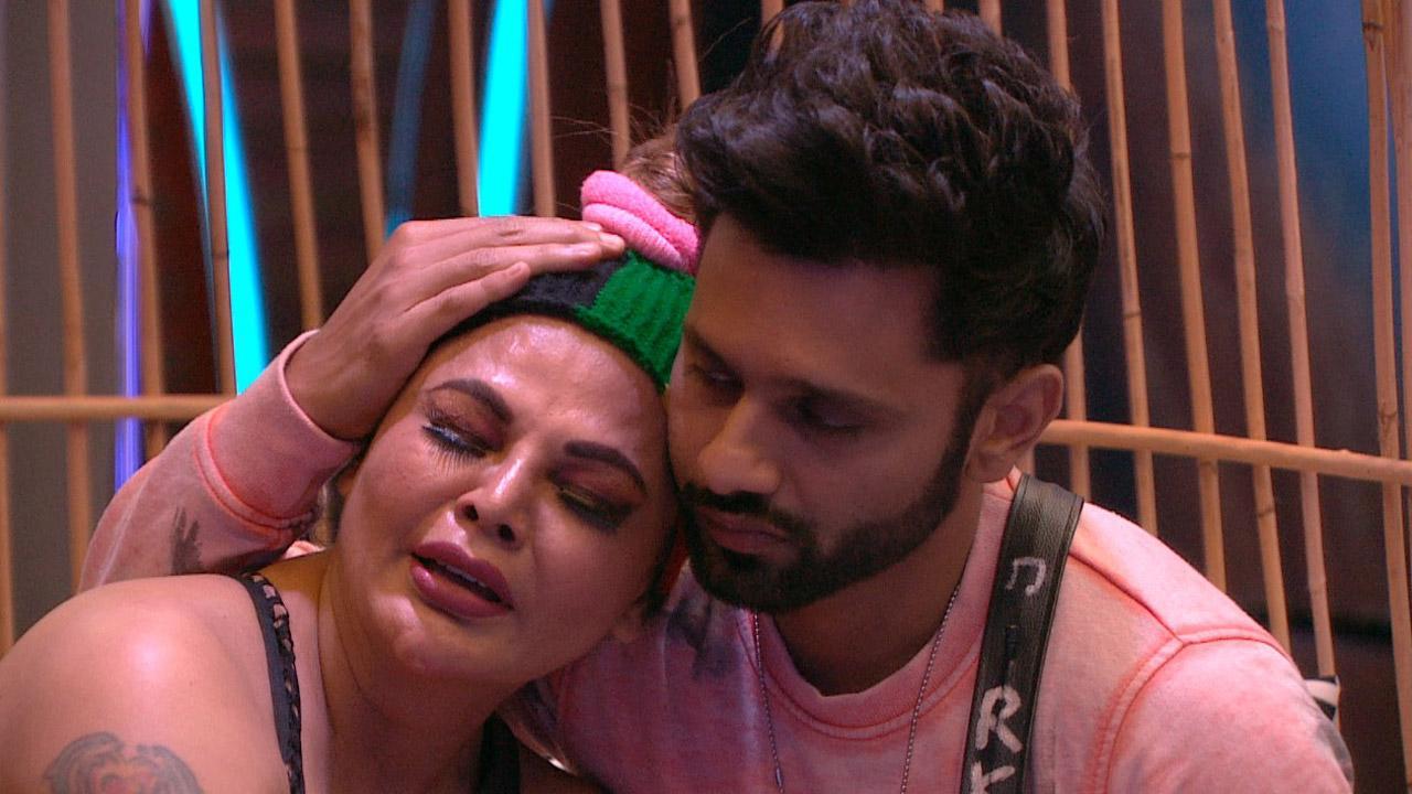 Rakhi Sawant breaks down; opens up to Rahul Vaidya about her husband and his kids